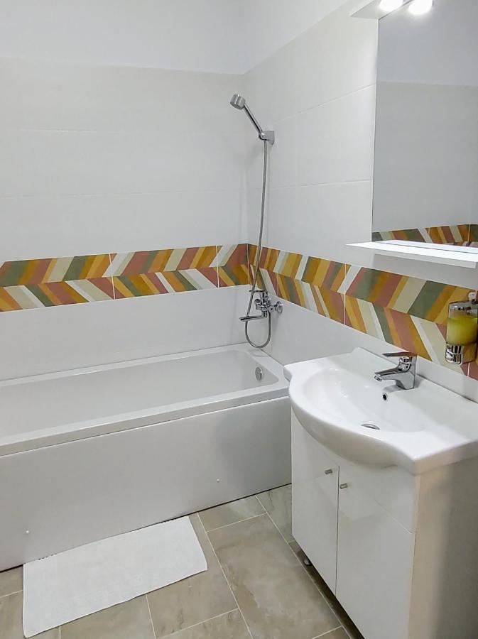 יאשי Simona Apartament Iulius Mall מראה חיצוני תמונה