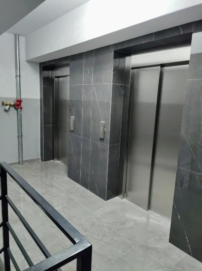 יאשי Simona Apartament Iulius Mall מראה חיצוני תמונה