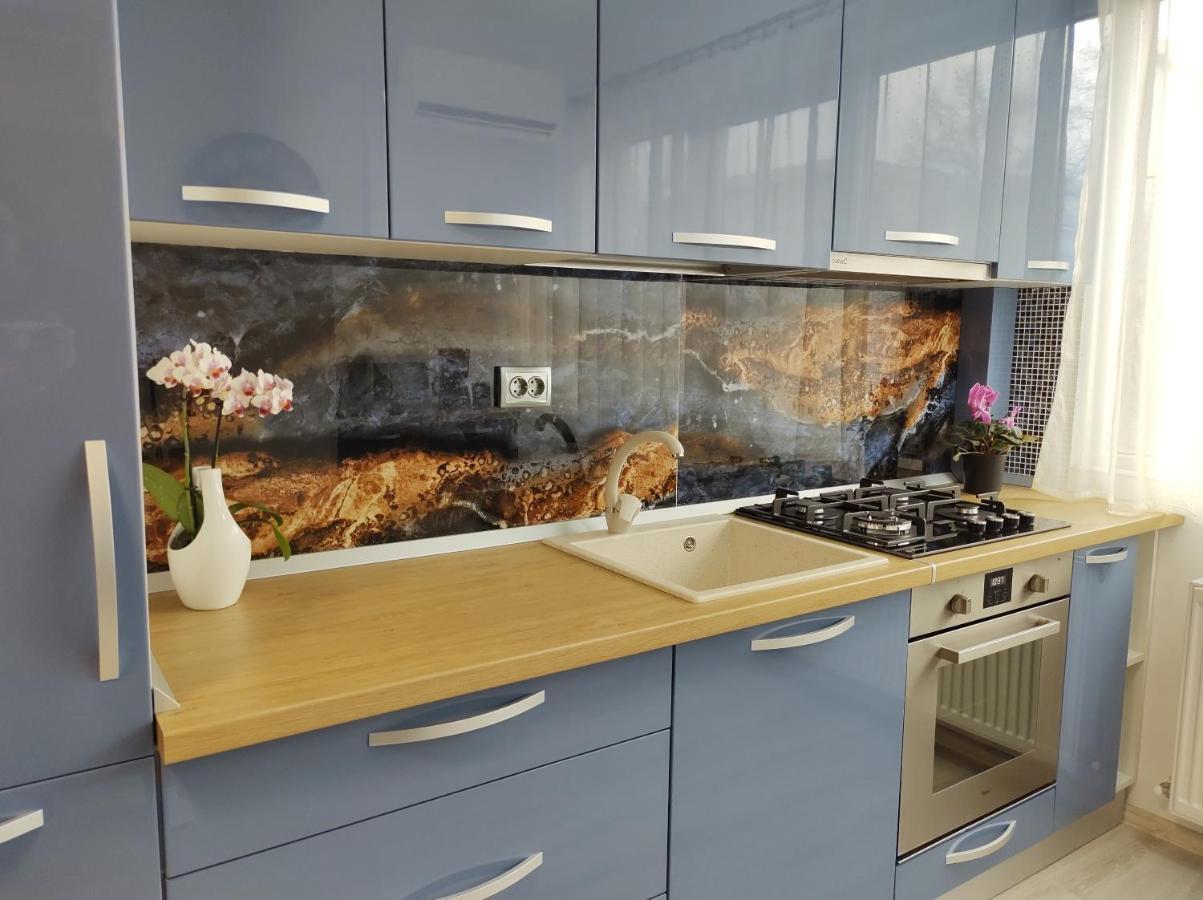 יאשי Simona Apartament Iulius Mall מראה חיצוני תמונה